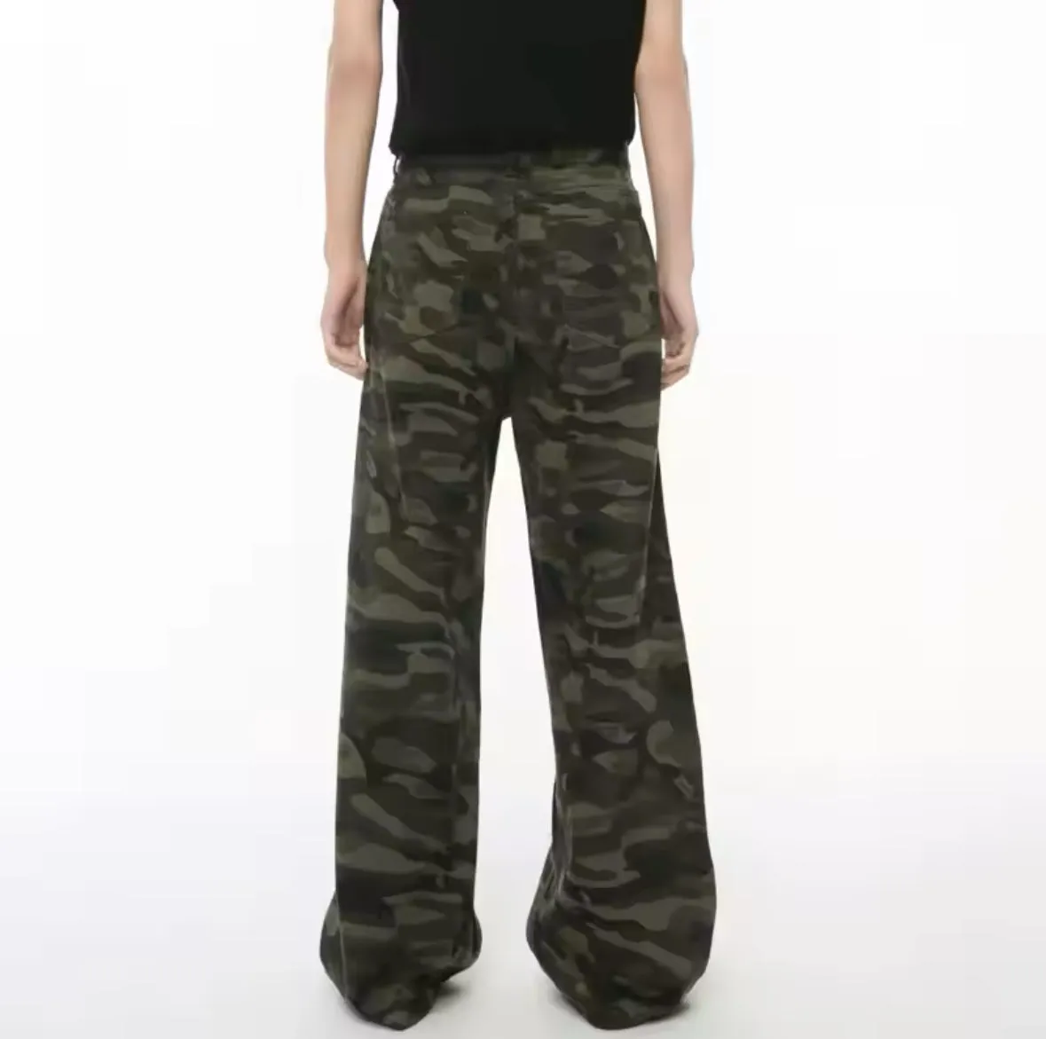 Camo Baggy Jeans