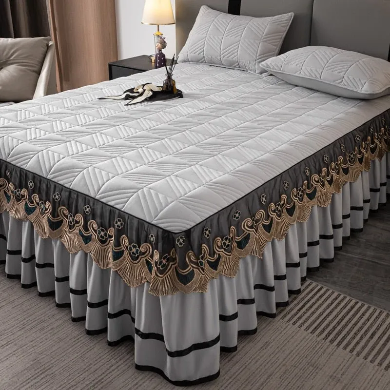 RainFire Elegant Quilted Bed Skirt Set - King Queen Size