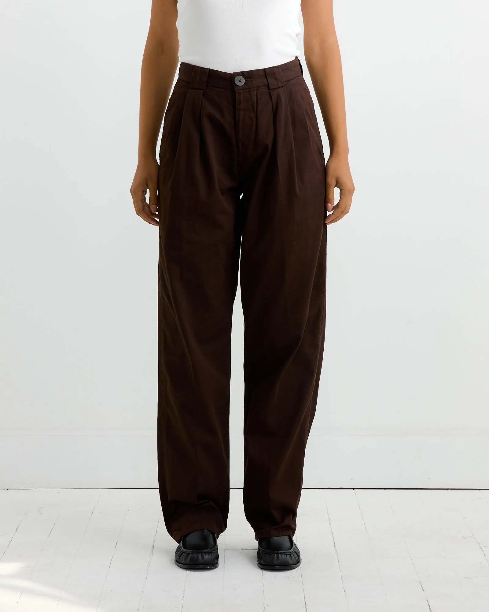 The Trousers in Raisin