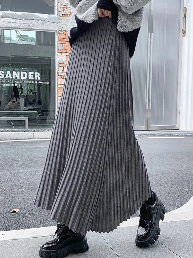 Yeknu  Women Long Skirts Elegant Fashion Maxi Skirt Ladies Autumn Winter Knitted Skirt Female Casual Loose High Waist Pleated Skirts